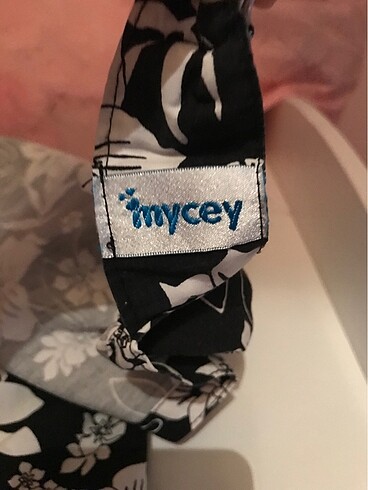 MYCey Emzirme Önlüğü
