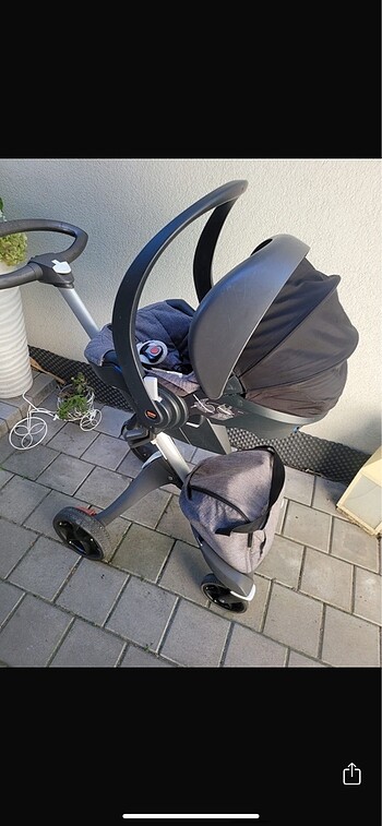 Stokke bebek arabası