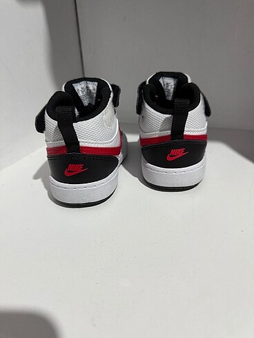 22 Beden beyaz Renk Nike bebek ayakkabı