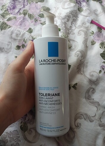 La Roche Posay Toleriane Caring Wash