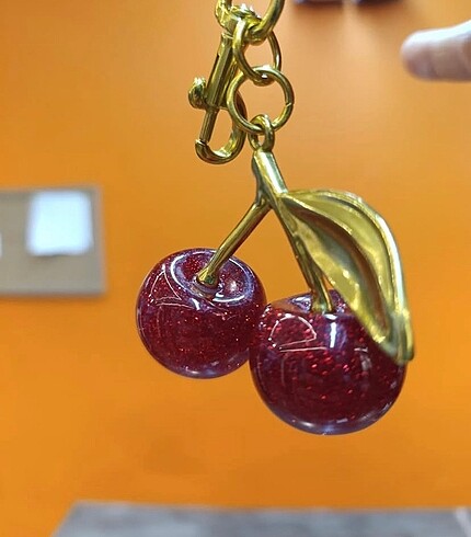Beden KİRAZLI ÇANTA CHARM