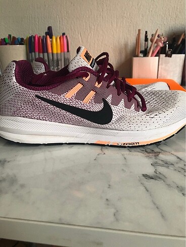 Nike kadın spor ayakkabı