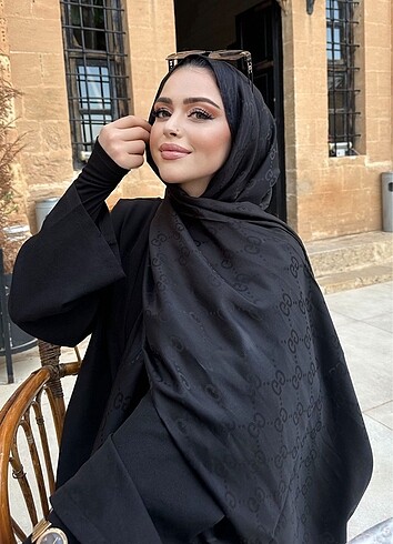 Siyah Jakar Şal