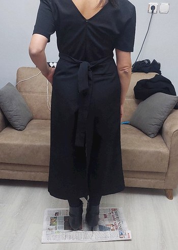 Siyah Kruvaze Yaka Kemerli Kadın Tulum - Görsel 5