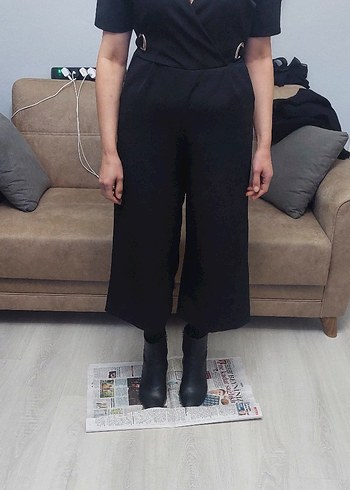 Siyah Kruvaze Yaka Kemerli Kadın Tulum - Görsel 7