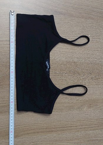 Kadın crop - Görsel 4