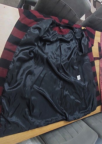 Kemerli Siyah ve Bordo Çizgili Kaban - Görsel 9