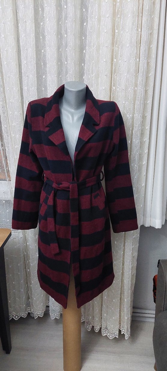 Kemerli Siyah ve Bordo Çizgili Kaban - Görsel 3