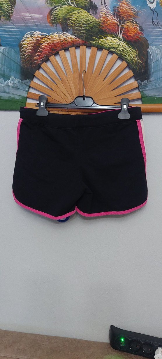 Pembe Siyah Mini Spor Şort - Görsel 2