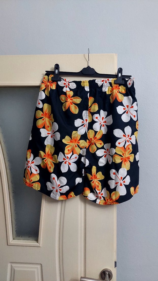 Renkli Çiçek Desenli Bol Kesim Erkek deniz Şort - Görsel 2