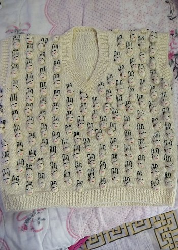 Nakışlı V Yakalı Kısa Triko Süveter - Görsel 2