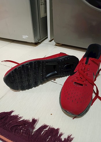 krompan görünümlü spor ayakkabı - Görsel 2