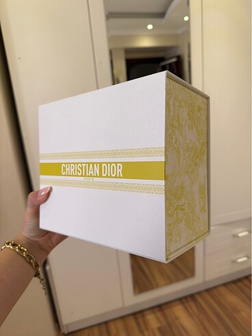 dior kutusu