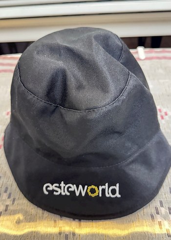 Siyah Minimalist Şapka saç ekimi sonrası - Görsel 2