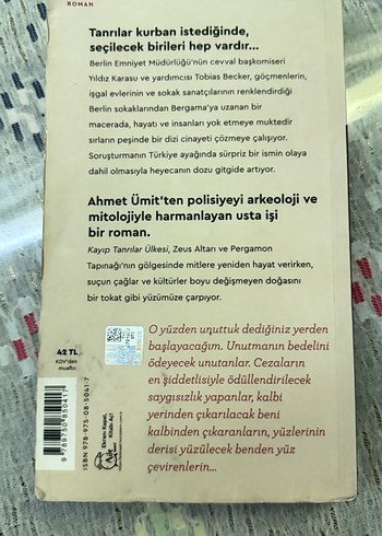 Kayıp Tanrılar Ülkesi - Ahmet Ümit - Görsel 2