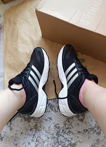 Spor koşu ayakkabısı 