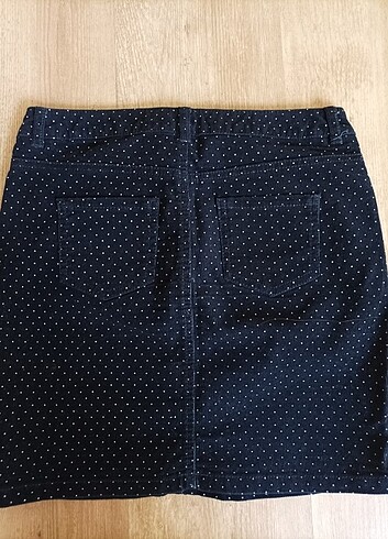 LC Waikiki Puantiyeli lacivert kadife mini etek