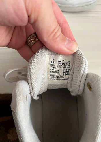 39 Beden beyaz Renk Nike Orjinal