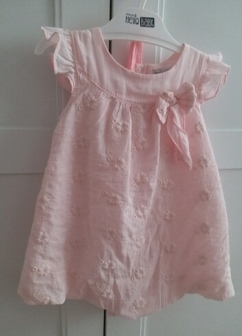 Pembe elbise 