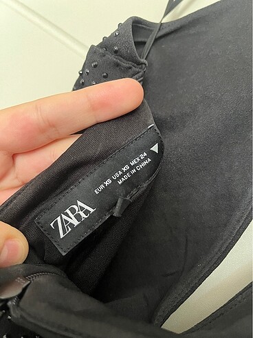 xs Beden siyah Renk ZARA ELBİSE