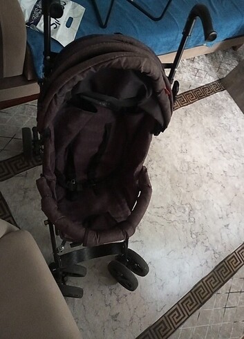 Bebek arabası