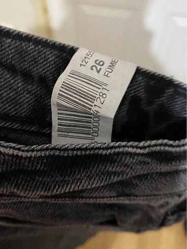 26 Beden siyah Renk Siyah jean