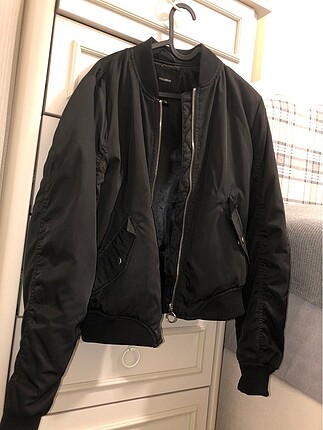 s Beden siyah Renk Pull And Bear Bomber Ceket