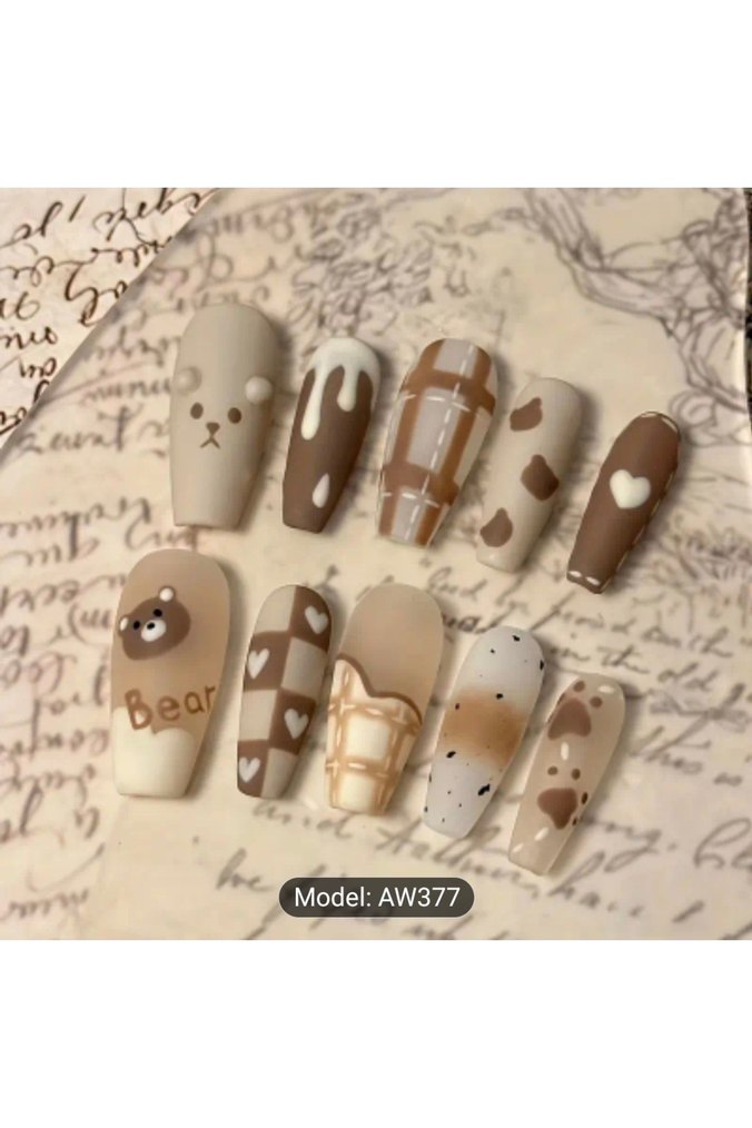 Bej ve Kahverengi Desenli Tırnak Süsü Seti - Görsel 2