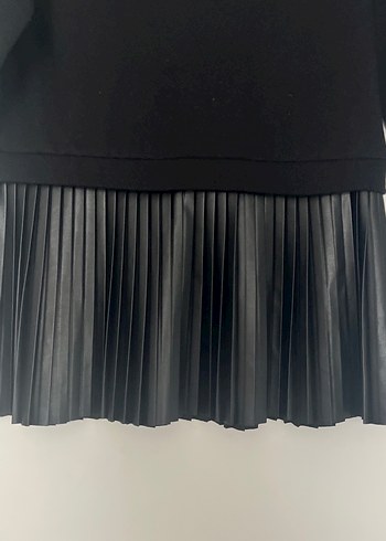 Lc Waikiki Kız Siyah Deri Görünümlü Pilili Sweatshirt Elbise - Görsel 4