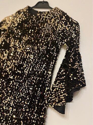 8 Yaş Beden siyah Renk İncity siyah gold pullu elbise