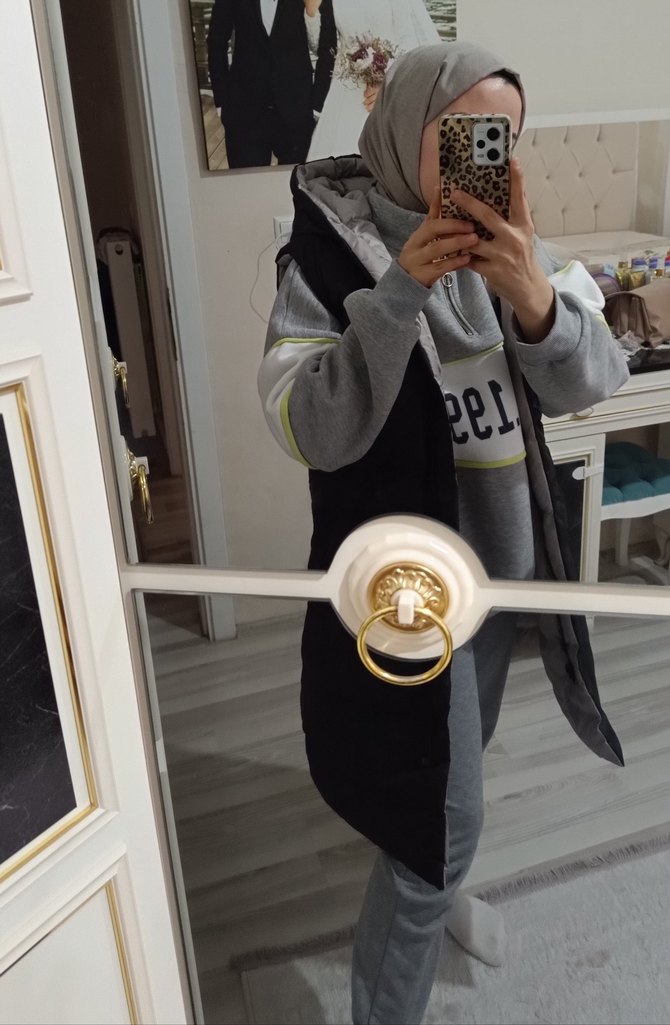 Sokak Stili Kürklü Kadın Şişme Yelek Çift taraflı - Görsel 3