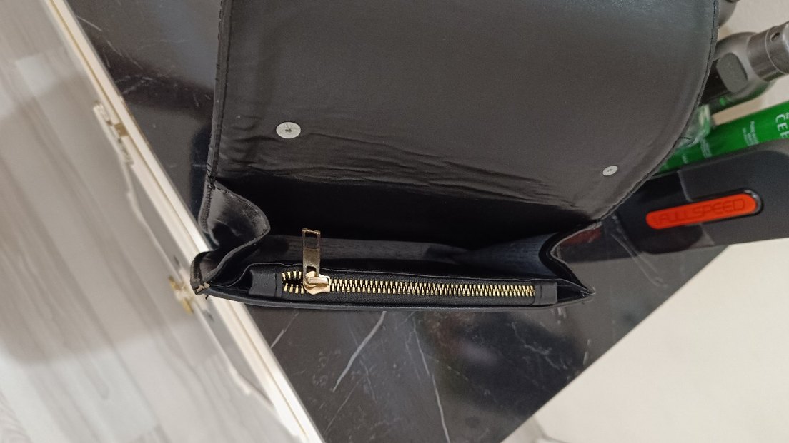 Zincir Detaylı Siyah Deri Kadın Çanta - Görsel 3