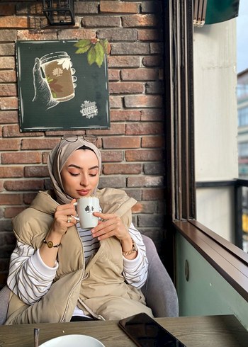 Bej Yumuşak Kumaşlı Fermuarlı Kolsuz Yelek - Görsel 6