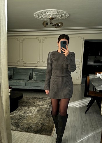 Gri Yüksek Yakalı Triko Kadın Elbise - Görsel 3