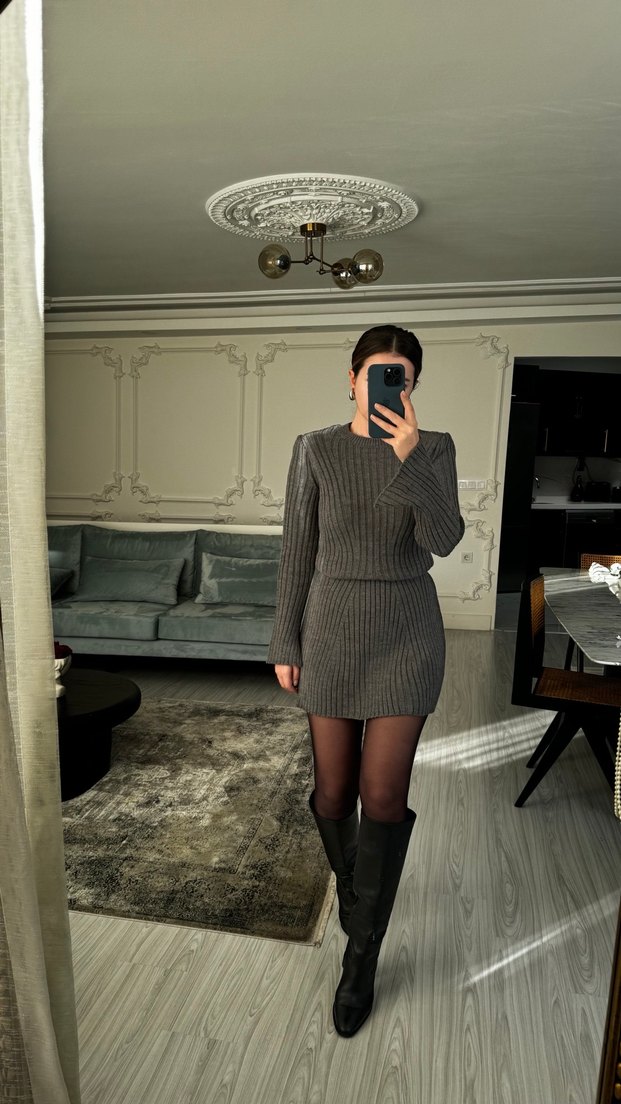 Gri Yüksek Yakalı Triko Kadın Elbise - Görsel 3