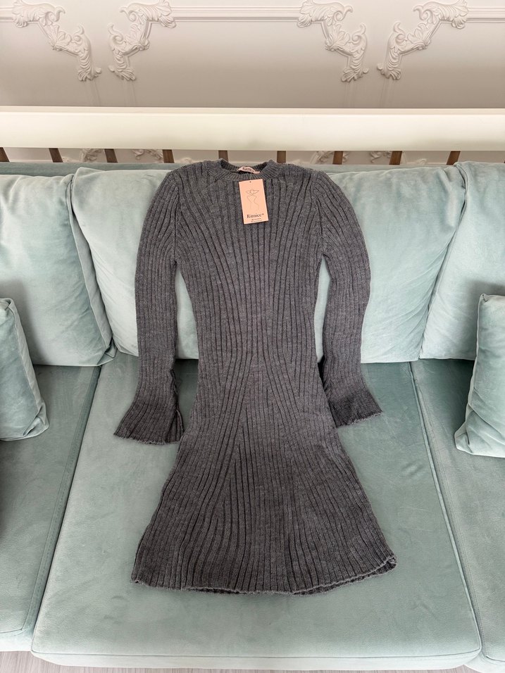 Gri Yüksek Yakalı Triko Kadın Elbise - Görsel 4
