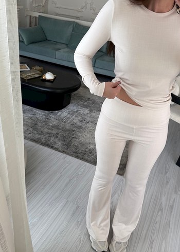 Beyaz Kadın Pamuklu Uzun Kollu Takım - Görsel 2