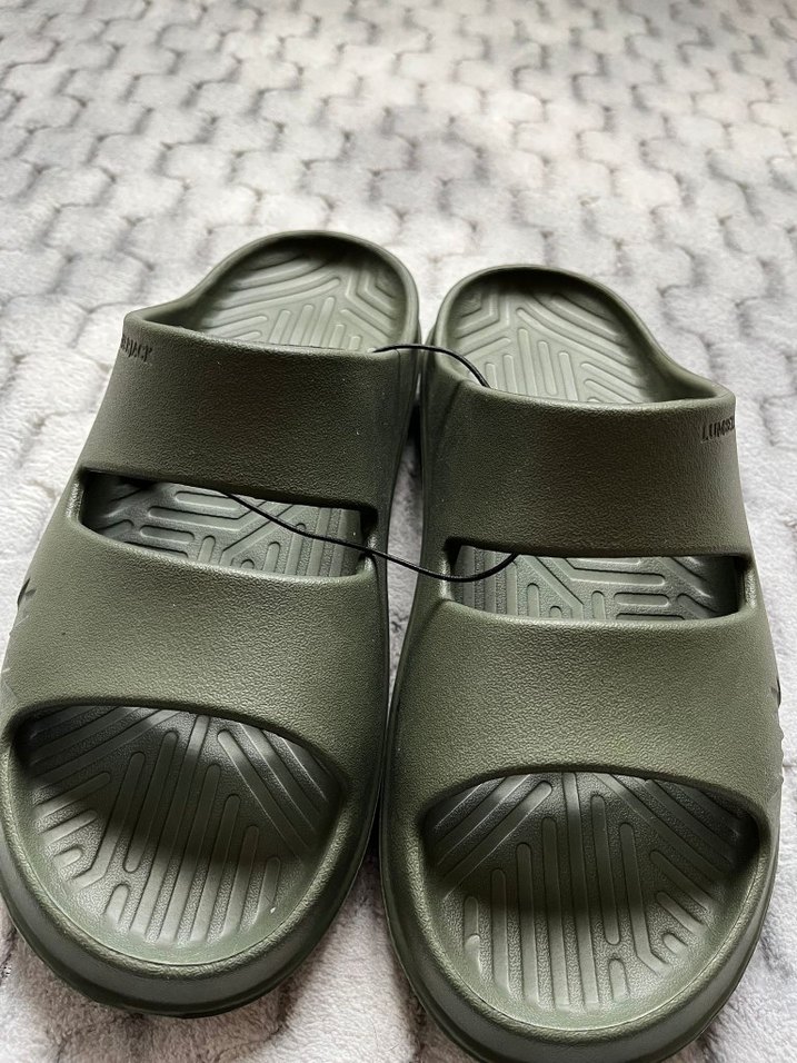 Erkekler için Koyu Yeşil Kauçuk Terlik - Görsel 3