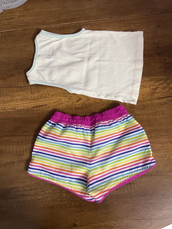 Nakışlı Beyaz Çocuk Atlet Ve Renkli Şort - Görsel 3