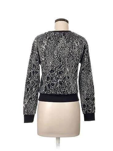 s Beden Stradivarius Kazak / Triko %70 İndirimli.
