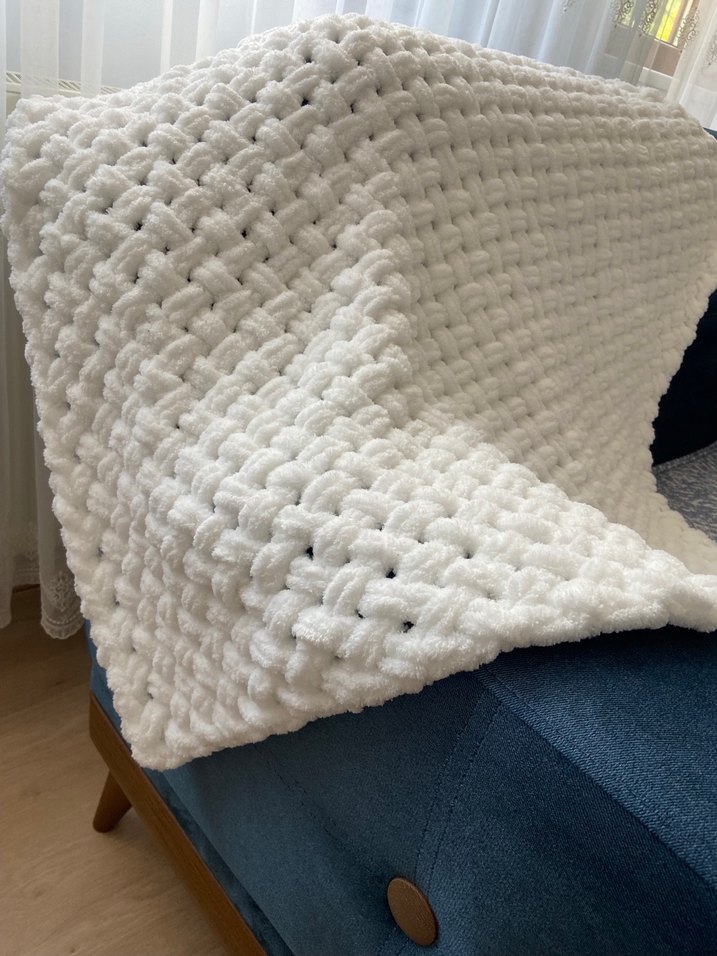 Beyaz Yün Çocuk Battaniyesi - Görsel 4