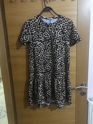Leopar elbise