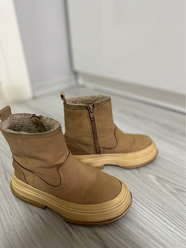 28 Beden camel Renk Zara kız çocuk bot