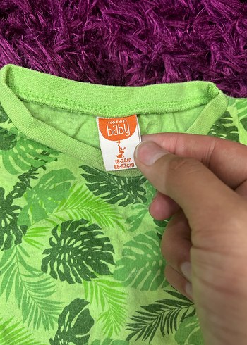 18-24 Ay Beden yeşil Renk 18/24 ay Çocuk Yeşil Yaprak Desenli Tişört