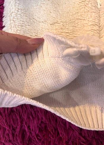 6/7Kız Çocuk Beyaz Kürklü Kolsuz Yelek - Görsel 2