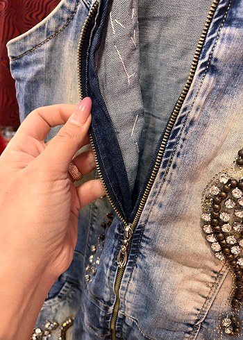 Renkli boncuklu Kolsuz Mini Denim elbise - Görsel 5