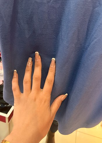 V Yaka Kadın Askılı Bluz - Görsel 4