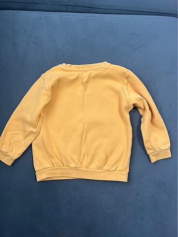 4 Yaş Beden sarı Renk 3/4 YAŞ İNCE SWEAT