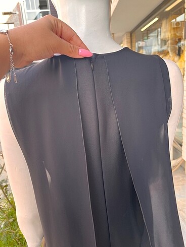 ŞİFON DETAYLI KISA ABİYE - Görsel 5