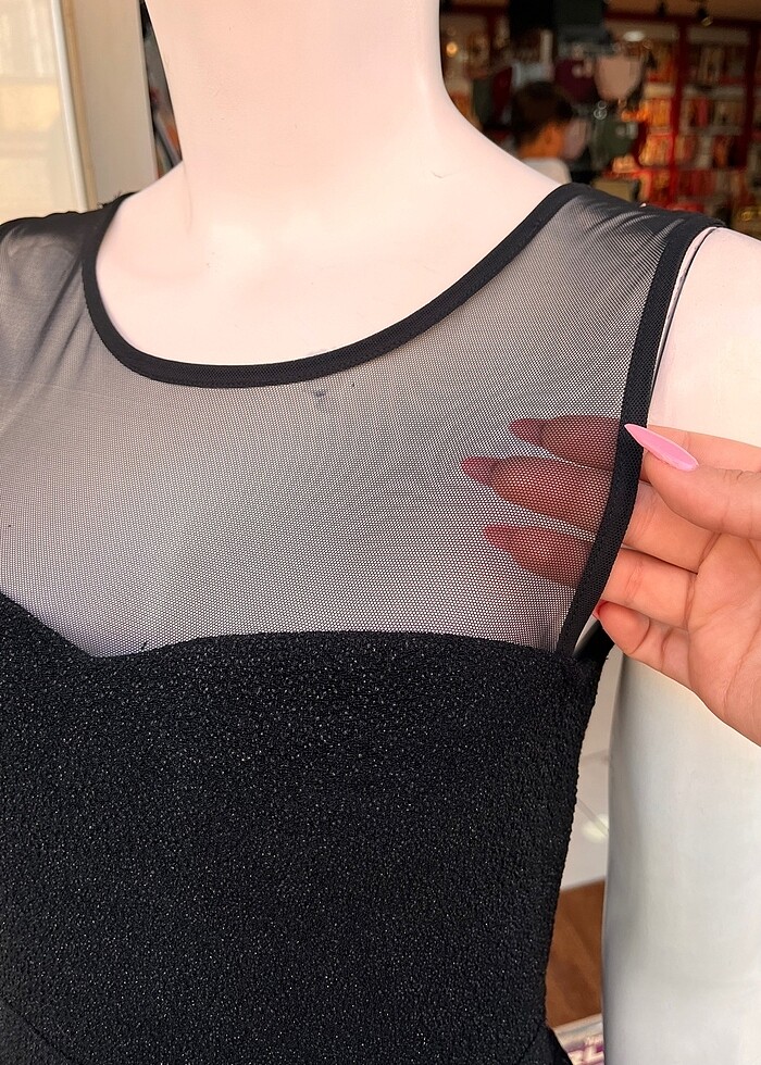 TÜL DETAYLI ELBİSE - Görsel 3